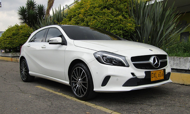 Mercedes-Benz Clase ...