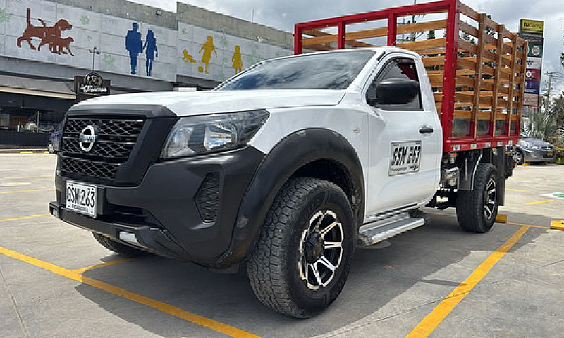 Nissan Frontier 2.5L...