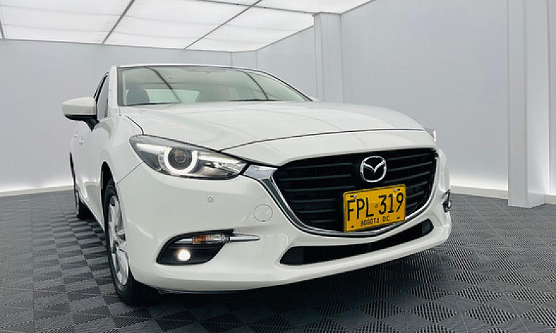 Mazda 3 2.0 Touring...