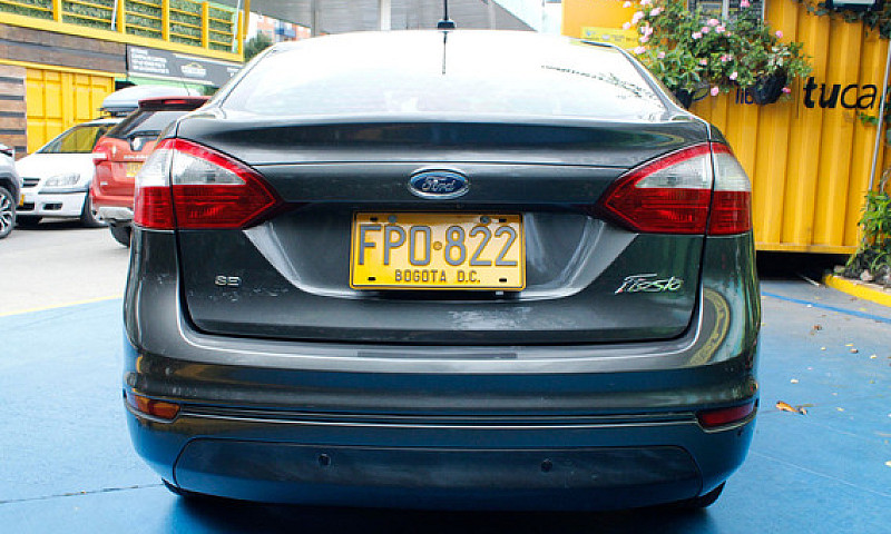 Ford Fiesta 1.6 Se...