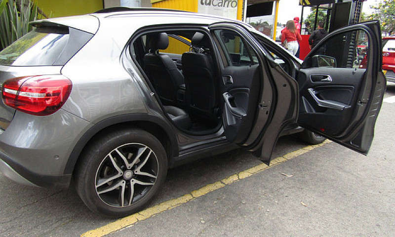 Mercedes-Benz Clase ...