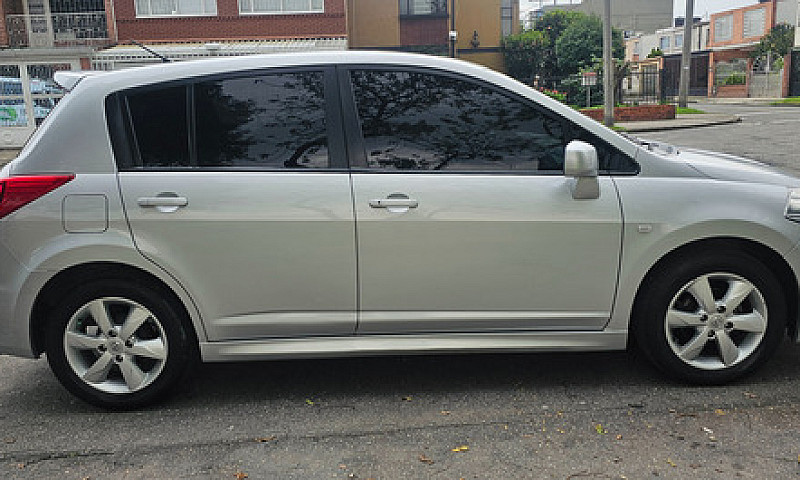 Nissan Tiida Hb 1.8 ...