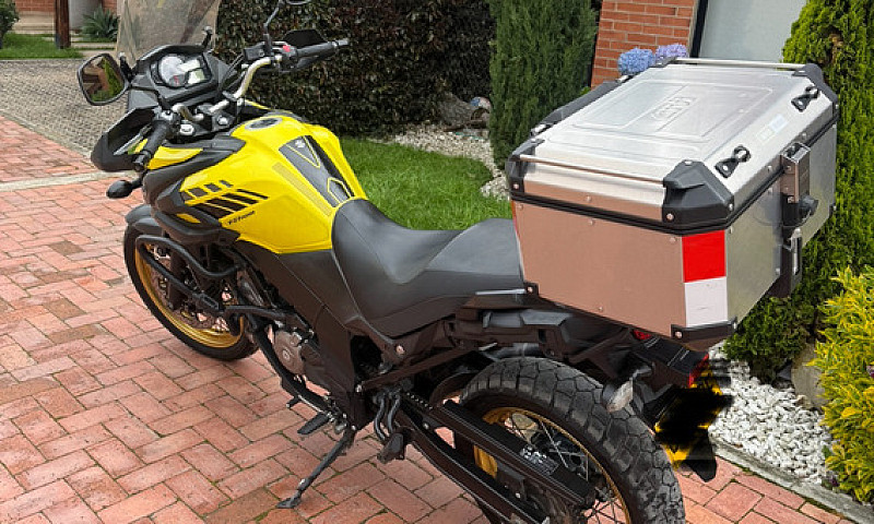 Moto Vstrom 650 Xt M...
