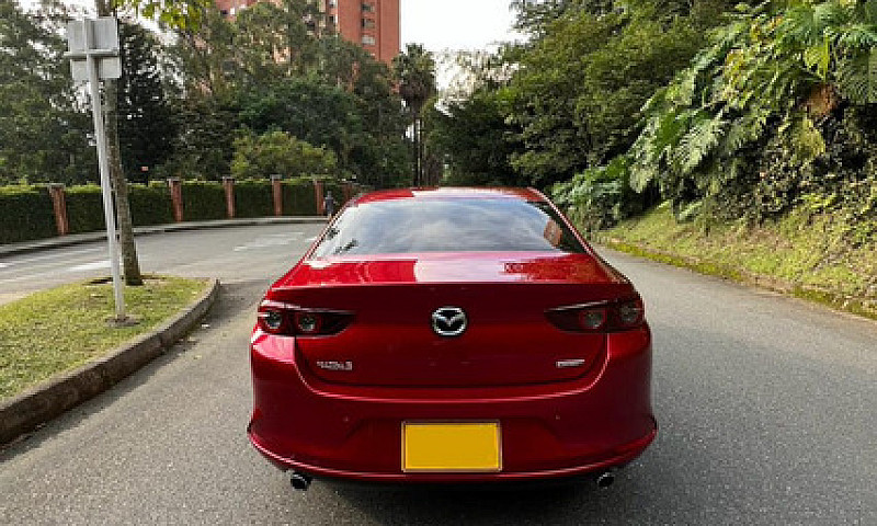 Mazda 3 2.5 Grand To...