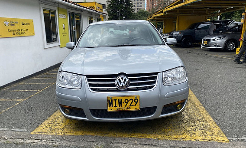 Volkswagen Jetta 2.0...