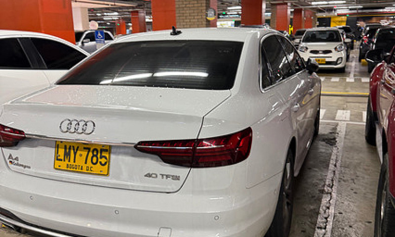 Audi A4 2.0 40 Tfsi ...