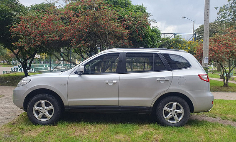Hyundai Santa Fe 2.7...