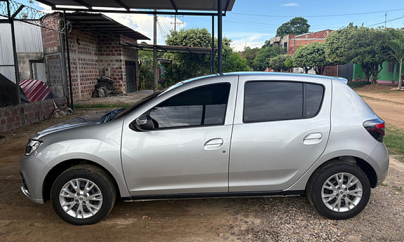 Renault Sandero 1.6 ...