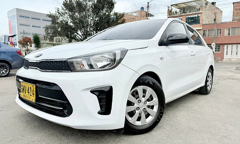 Kia Soluto, Emotion ...