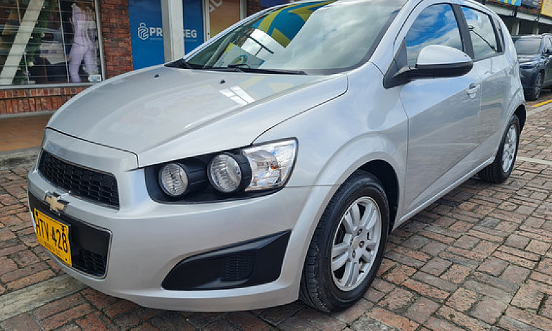 Chevrolet Sonic 1.6C...