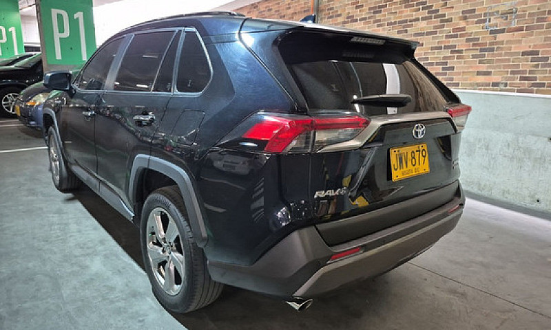 Toyota Rav4 2.5 Limi...