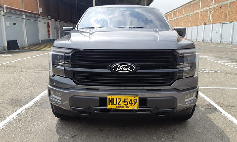 Ford F-150 Platinum ...