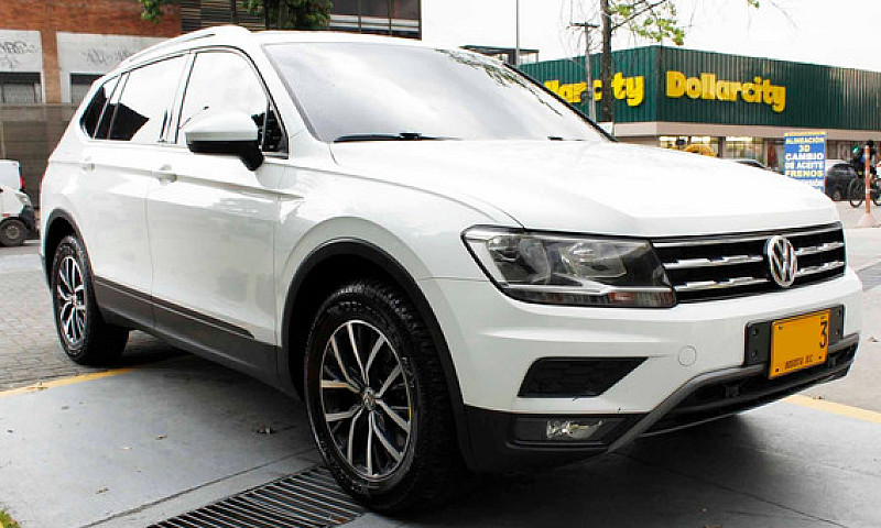 Volkswagen Tiguan Of...