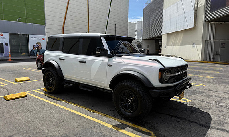 Ford Bronco 2.7 V6 E...