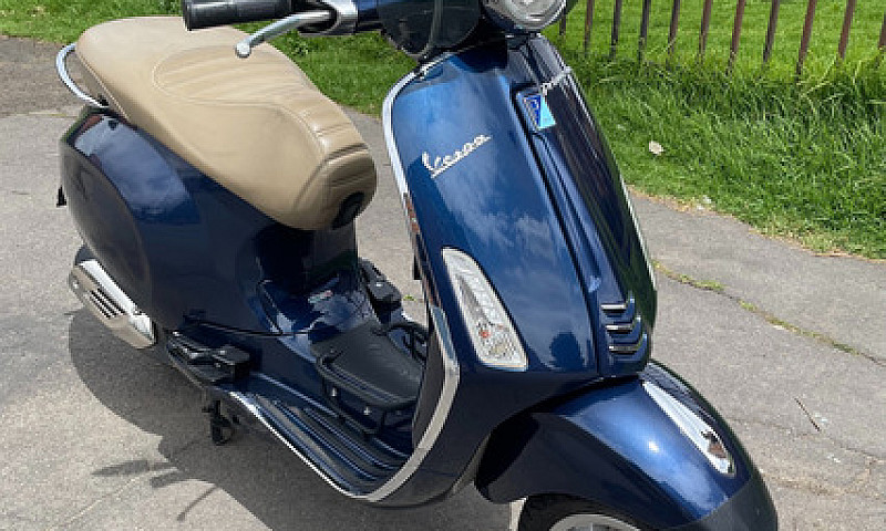 Vespa Primavera 150C...