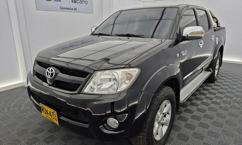 Toyota Hilux 2.7...