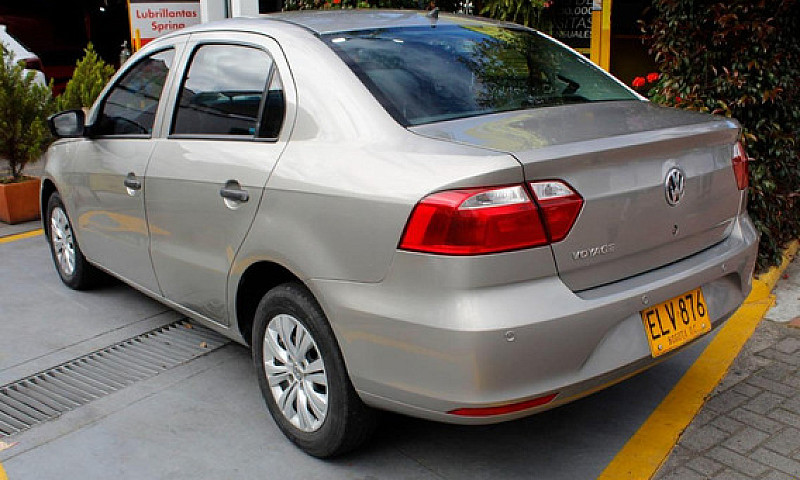 Volkswagen Voyage 1....