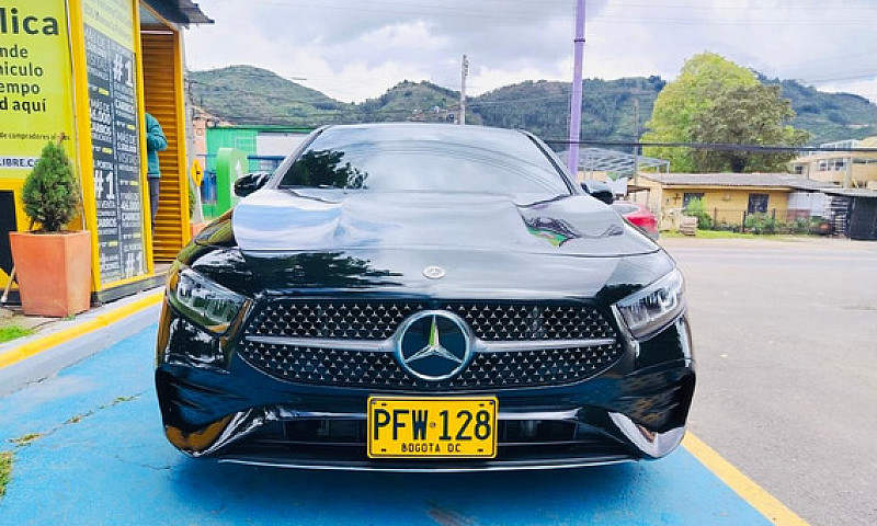 Mercedes Benz A-250 ...