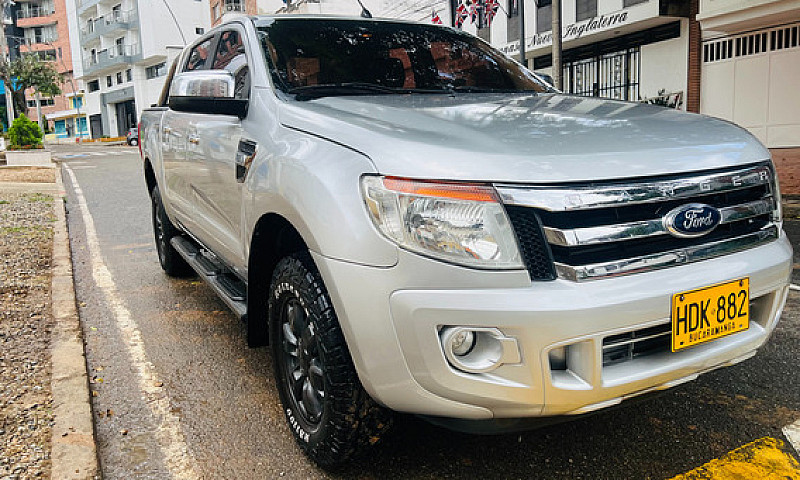 Ford Ranger 2.2 Xlt...