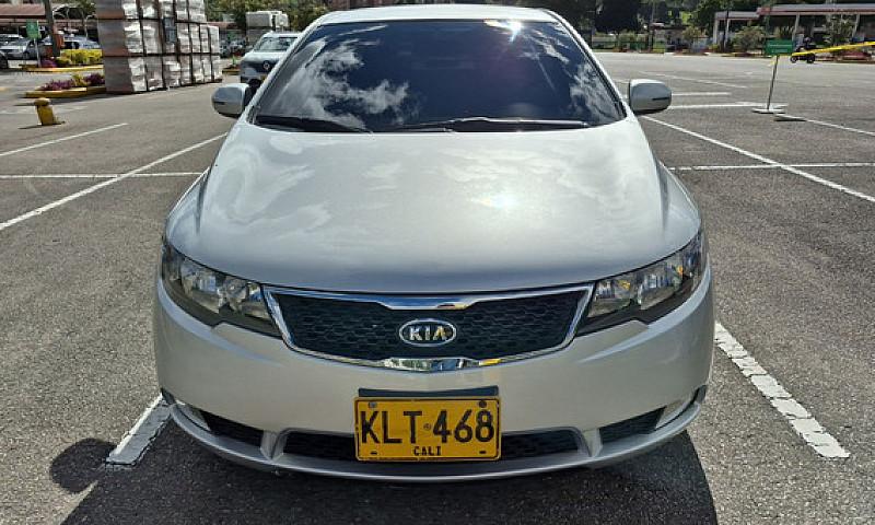 Kia Cerato Forte 1.6...