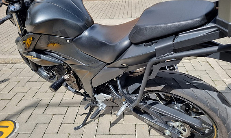 Suzuki Gixxer 250 - ...