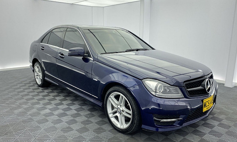 Mercedes-Benz Clase ...