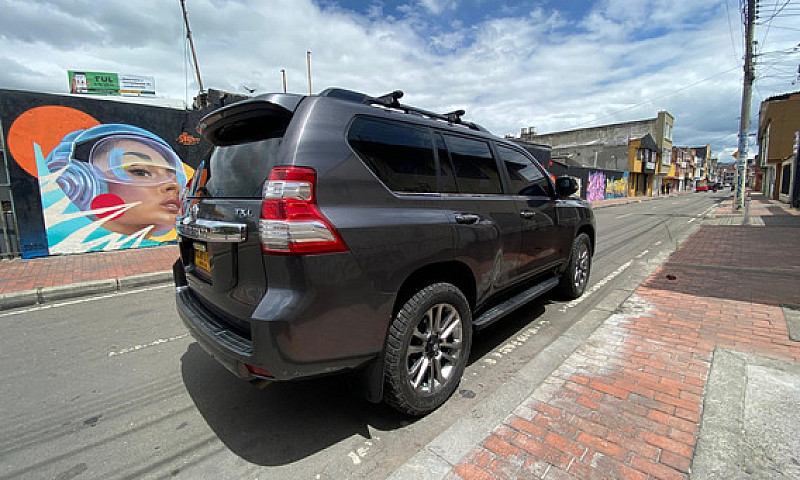 Toyota Prado 3.0 Tx-...