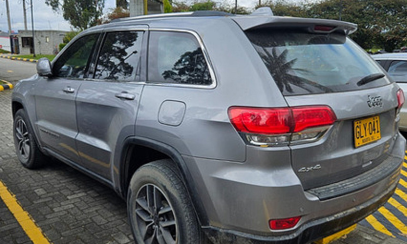Jeep Grand Cherokee ...