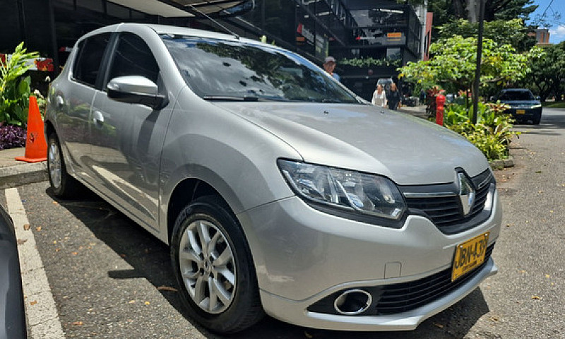 Renault Sandero 1.6 ...