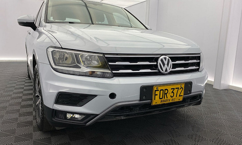 Volkswagen Tiguan Al...