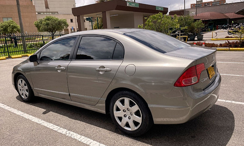 Honda Civic 1.8 Lx...