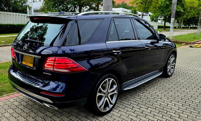 Mercedes-Benz Clase ...