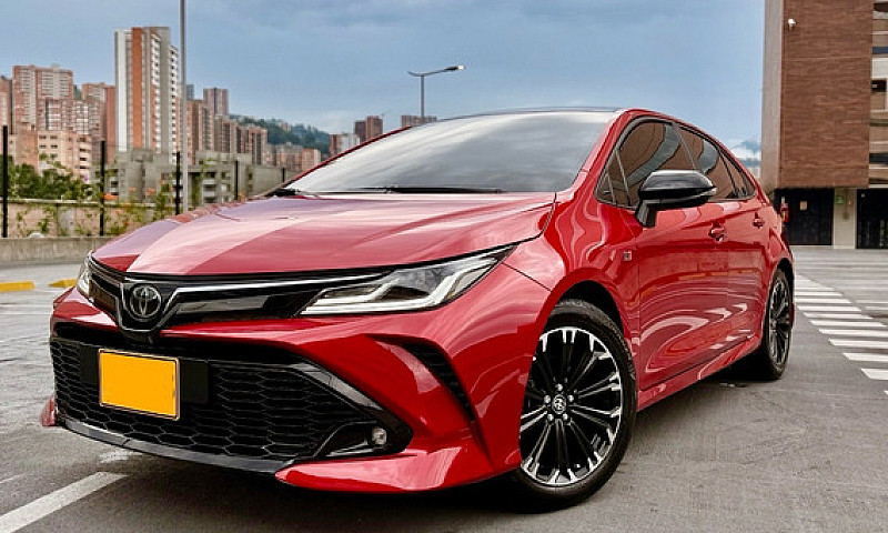 Toyota Corolla 2.0 R...