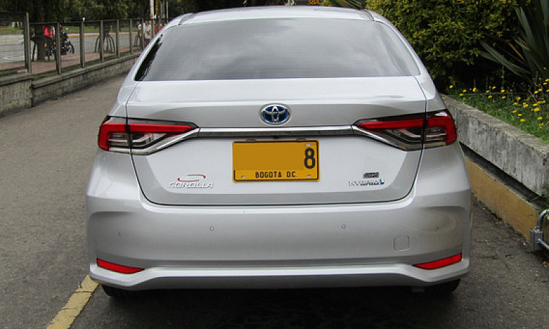 Toyota Corolla 1.8 H...