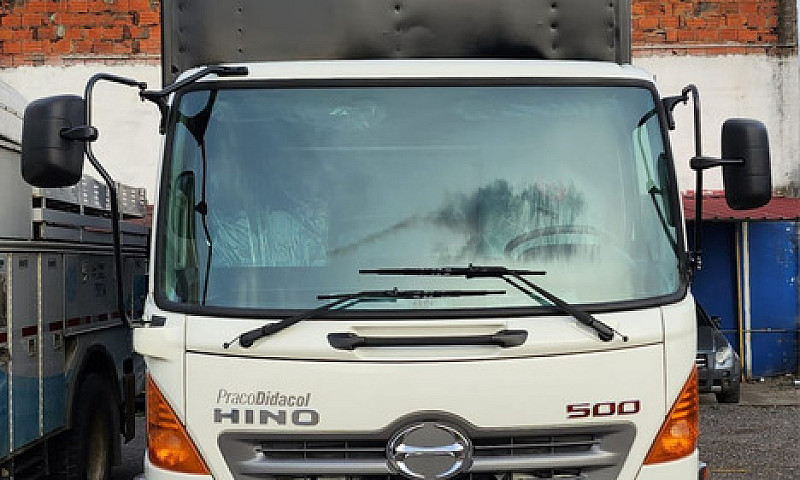 Furgon Hino 500 Fc9J...
