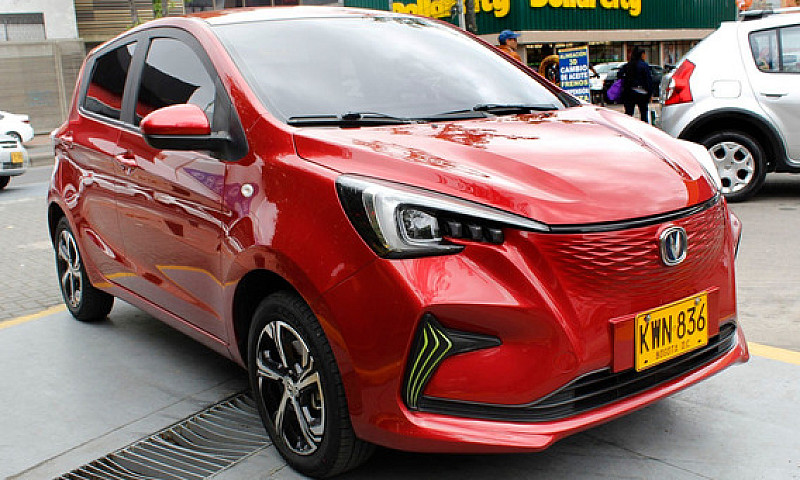 Changan E-Star Hb...