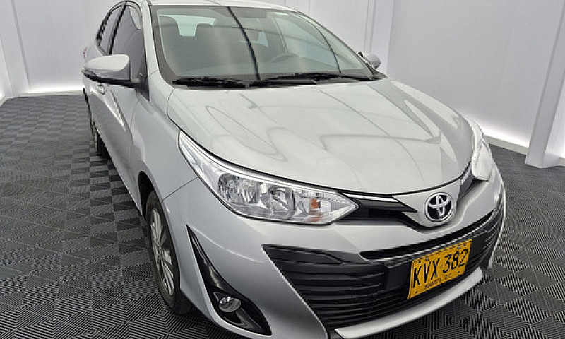 Toyota Yaris 1.5 Xs ...