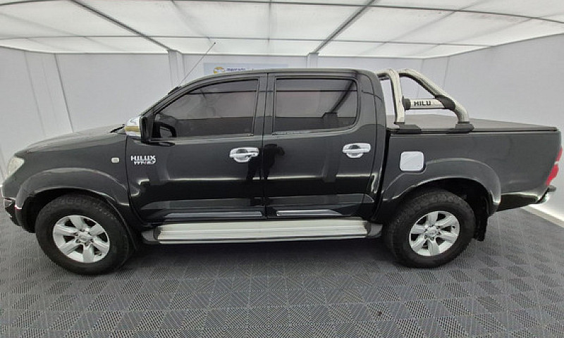 Toyota Hilux 2.7...