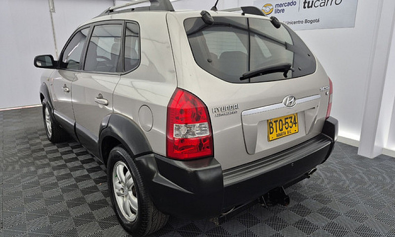 Hyundai Tucson 2.7 G...