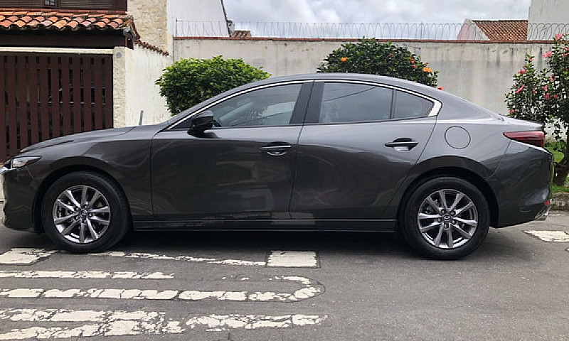 Mazda 3 2.0 Touring ...