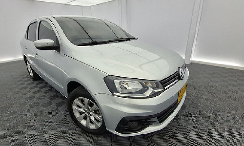 Volkswagen Voyage 1....