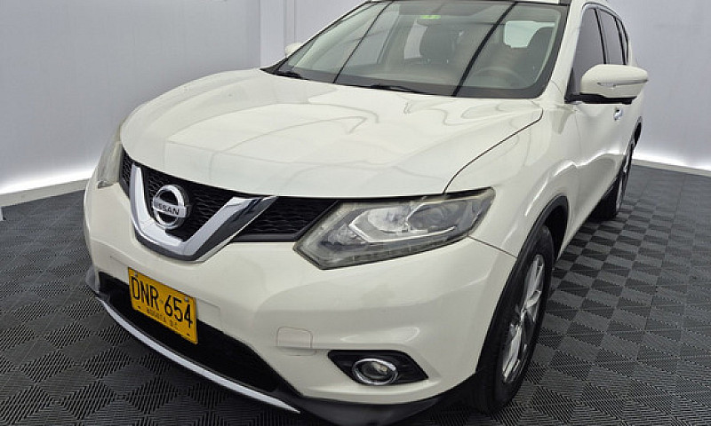 Nissan X-Trail 2.5 E...