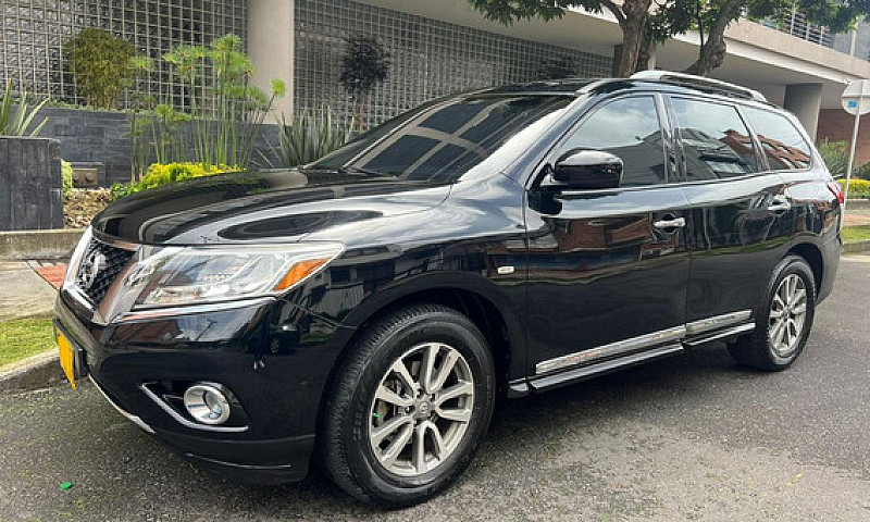 Nissan Pathfinder 3....