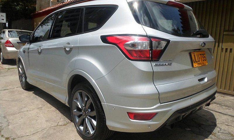 Ford Escape 2.0 St-L...