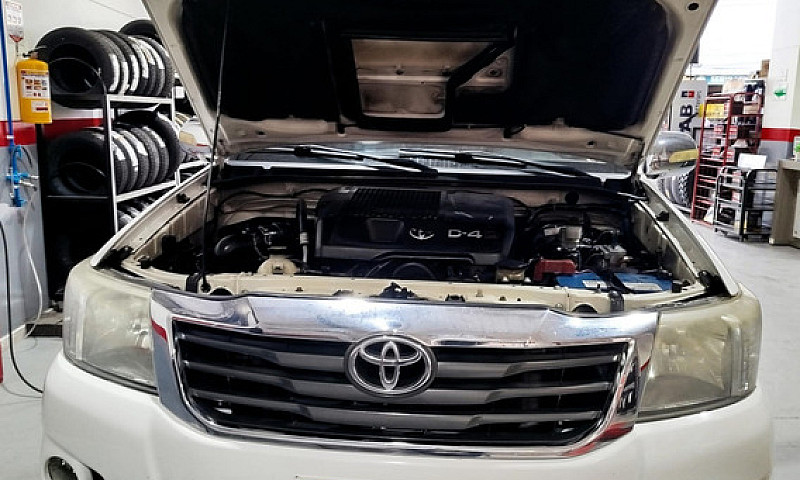 Toyota Hilux 2.5 Imv...