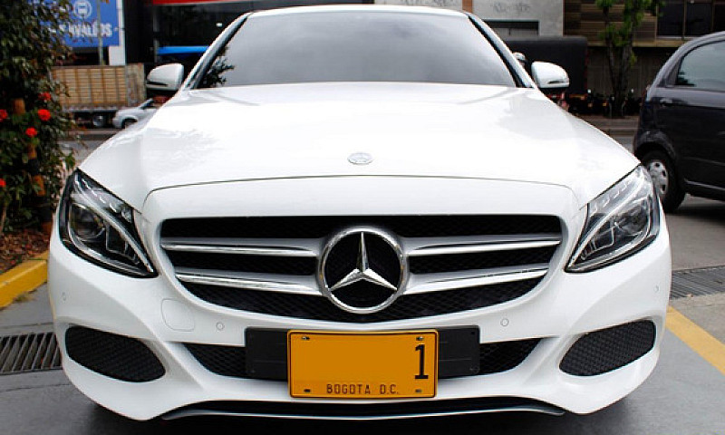 Mercedes-Benz Clase ...