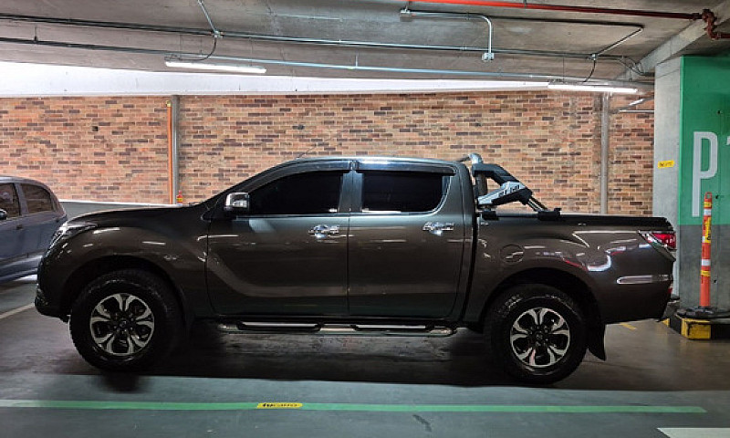 Mazda Bt50 3.2 T. Al...