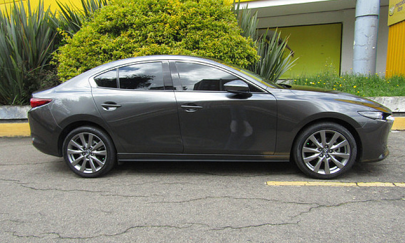 Mazda 3 2.0 Grand To...