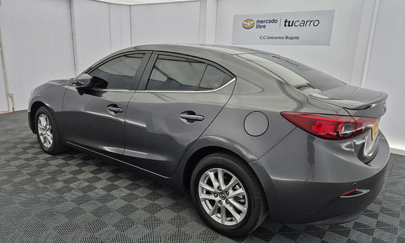 Mazda 3 2.0 Touring ...
