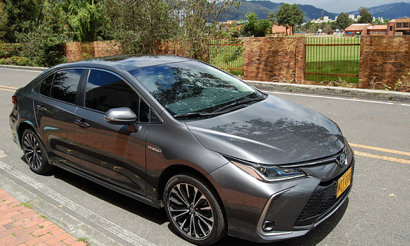 Toyota Corolla 1.8 H...